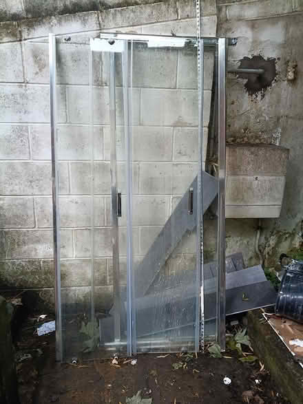 Photo of free Shower unit doors (Round Hill BN2) #1