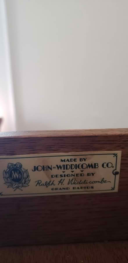 Photo of free cedarwood chest (Far Rockaway, Queens) #2