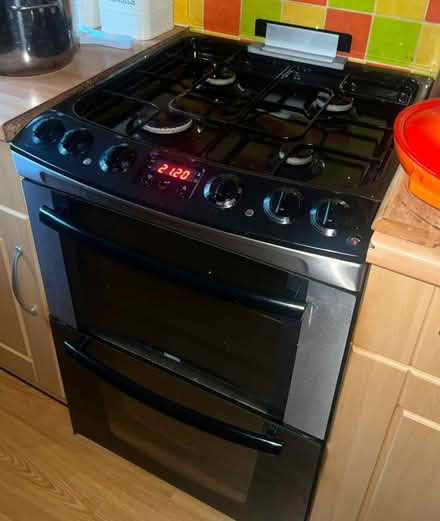 Photo of free Zanussi cooker (Sk10 3en) #1