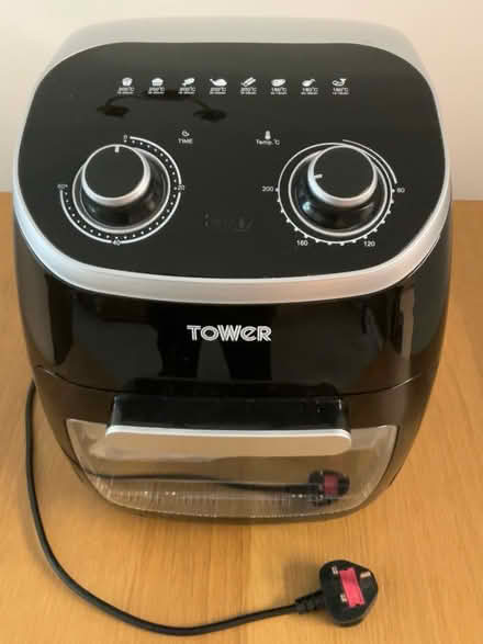 Photo of free Tower Air Fryer Oven (S5 Hatfield/Bellhouse) #1