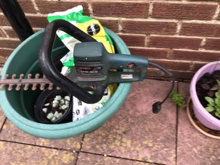 Photo of free Hedge trimmer (Farnborough Hampshire GU14) #2