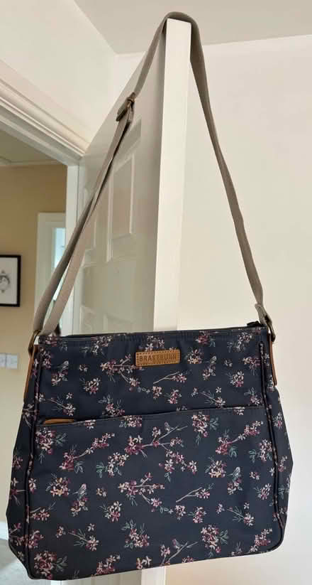 Photo of free Brakeburn cross body bag (Penarth CF64) #1