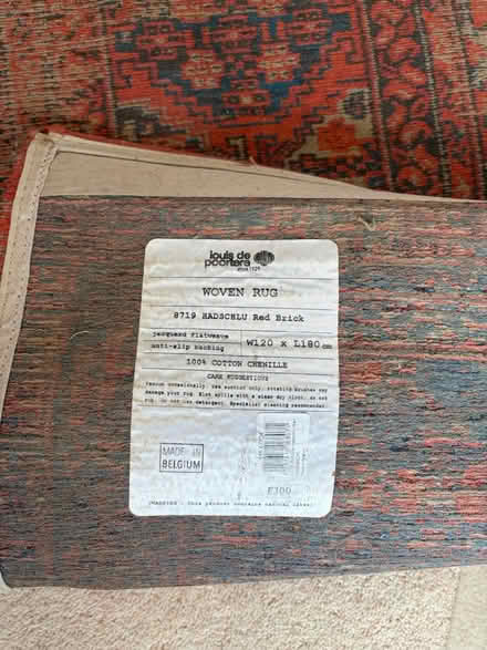 Photo of free Two elegant rugs in vgc (Central Tonbridge TN9) #2