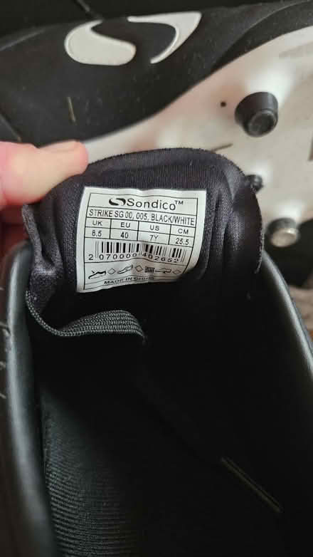 Photo of free Football boots and shin guards (Peacehaven BN10) #3