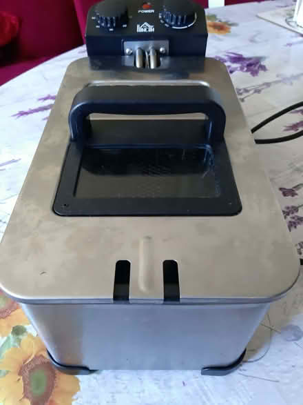 Photo of free Deep fat fryer (Ainsdale PR8) #4