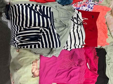Photo of free Clothes 18/20 (Paisley PA2) #3