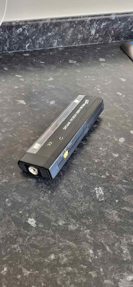 Photo of free 2 in 1 portable money detector/spotlight (Rainford Junction WA11) #2