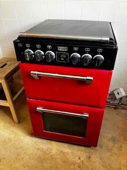 Photo of free “Stoves” cooker: gas hob, electric oven (Craigleith EH4) #1
