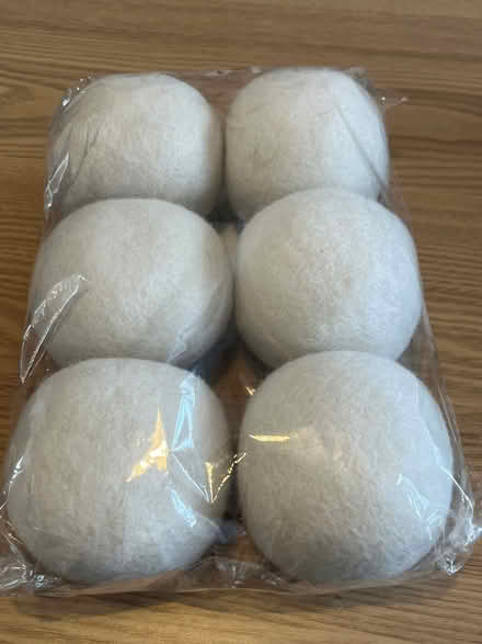 Photo of free XL Dryer balls - new (New Eltham SE9) #2