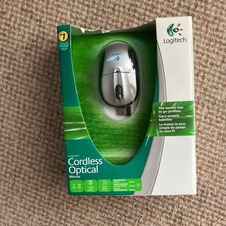 Photo of free Logitech wireless mouse with receiver (Rothley LE7) #1