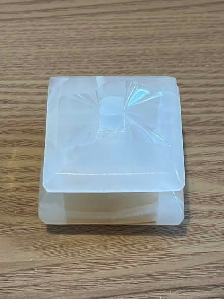Photo of free Small white onyx trinket box, new unopened (New Eltham SE9) #4