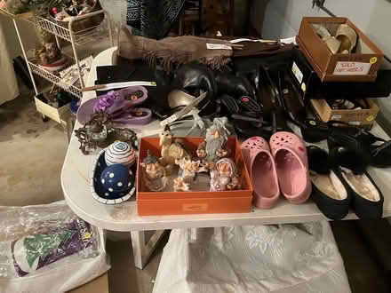 Photo of free items in garage (Kennedy road stop & shop,) #2
