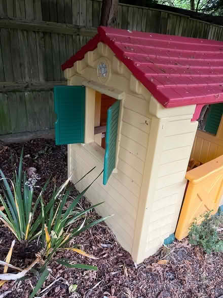 Photo of free Play House (High Wycombe HP13, Amersham Rd) #3