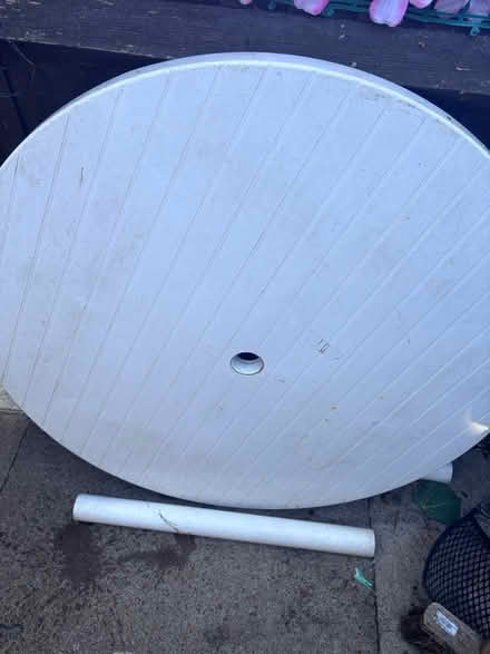 Photo of free Garden table plastic (Stevenage SG1) #1