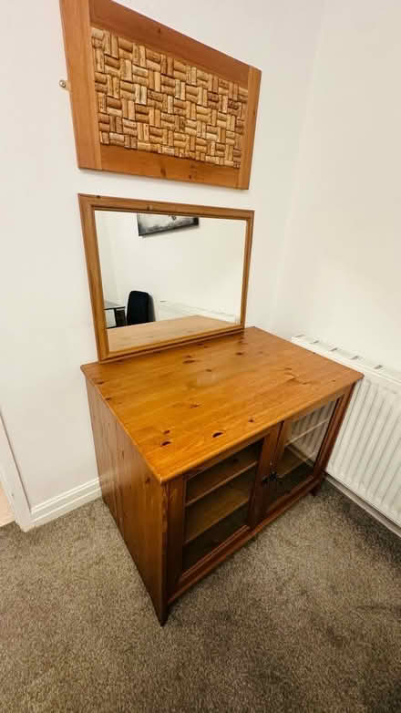 Photo of free sideboard with mirror (Ox42qf Oxford Ox42qf) #2