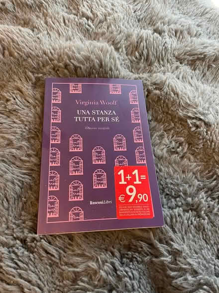 Photo of free Purple cover book (Wandsworth SW18) #1