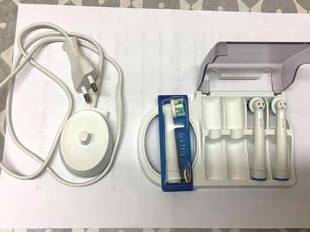 Photo of free Electric Toothbrush Heads - Oral B (Fulwood, Preston PR2) #1