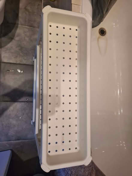 Photo of free Bathroom shelving unit (Dalston E8) #2