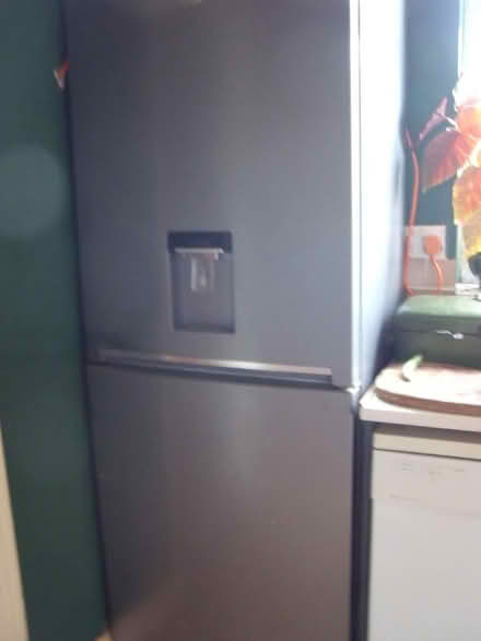 Photo of free Beko Fridge Freezer (Neston CH64) #1