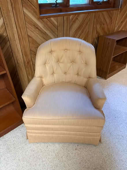 Photo of free Comfy swivel chairs (02459) #3