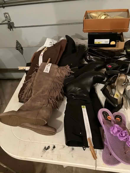 Photo of free items in garage (Kennedy road stop & shop,) #1