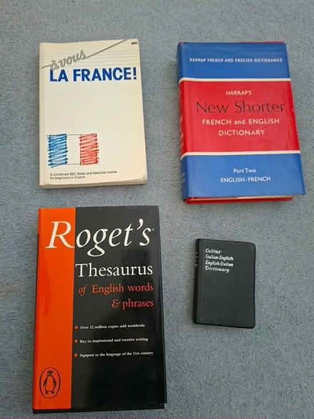 Photo of free Dictionaries, Thesaurus (Welling DA16) #1