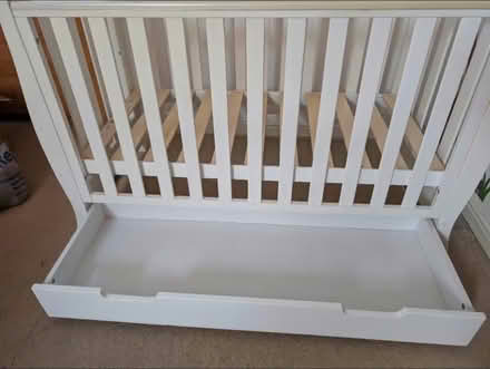 Photo of free Baby cott with bottom drawer (Upper clapton E5) #4