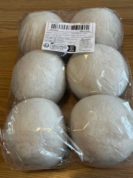 Photo of free XL Dryer balls - new (New Eltham SE9) #1