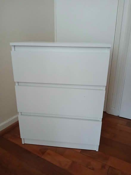 Photo of free White Chest of Drawers (Surbiton) #1
