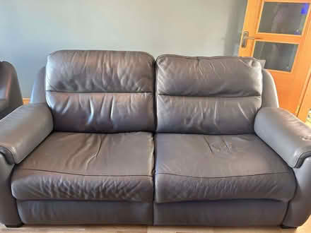 Photo of free 2 & 3 seater Grey sofas (Lochgelly KY5) #1