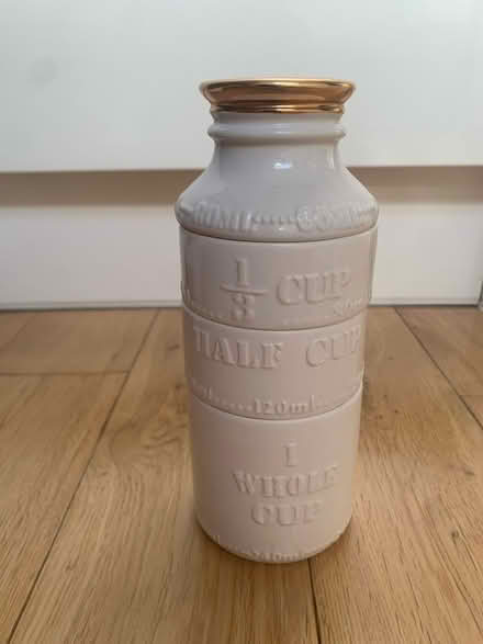 Photo of free Ceramic measuring cup set (Blackheath SE3 7DH) #1