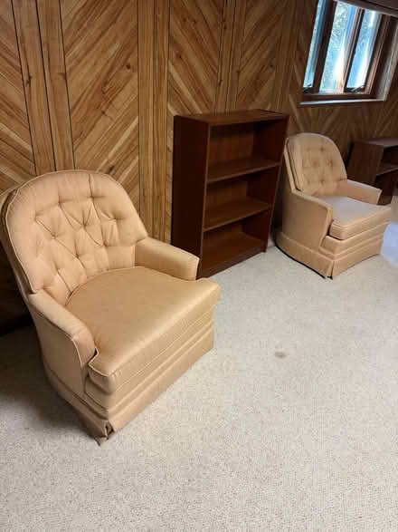 Photo of free Comfy swivel chairs (02459) #1