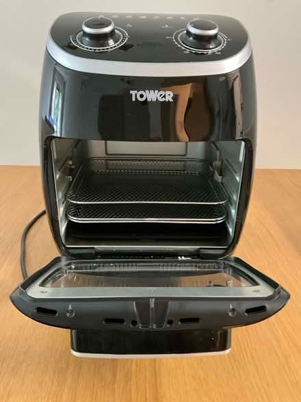 Photo of free Tower Air Fryer Oven (S5 Hatfield/Bellhouse) #2