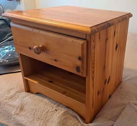 Photo of free Bedside cabinet (Selly Oak B29) #1