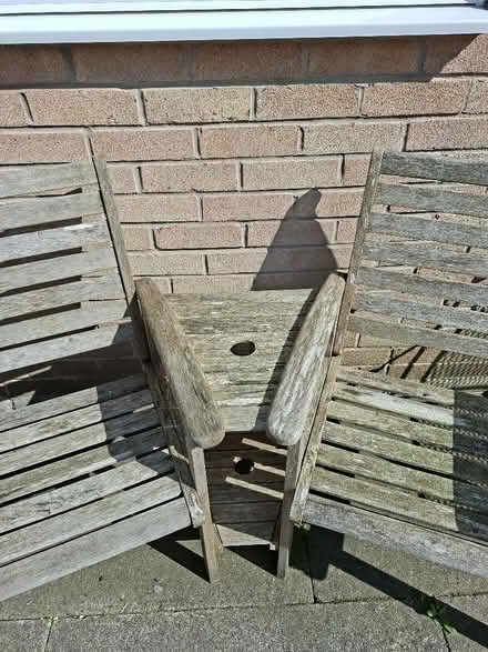 Photo of free Love seat (Dronfield Woodhouse S18) #3