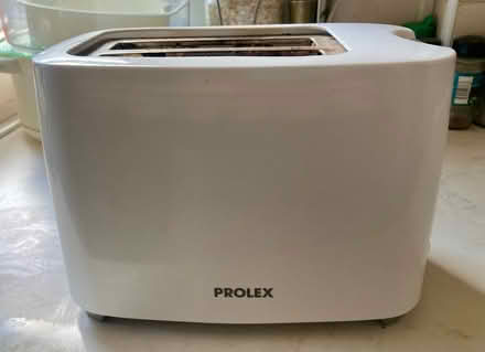 Photo of free toaster (Southend-on-sea SS1) #1