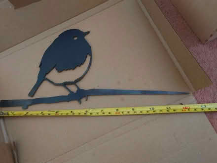 Photo of free Garden bird silhouette sculpture (Clerwood EH12) #3