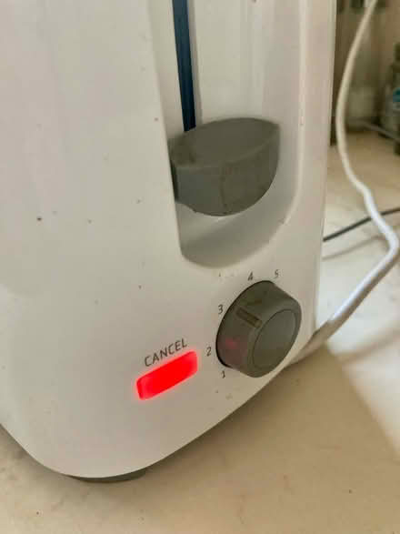 Photo of free toaster (Southend-on-sea SS1) #2
