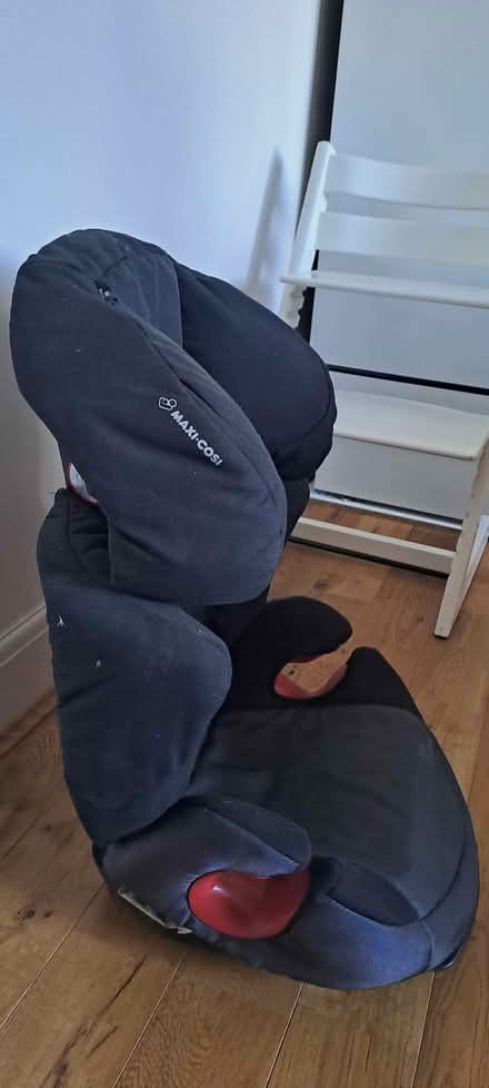 Photo of free Used Child Car Seat (New Malden KT3) #2