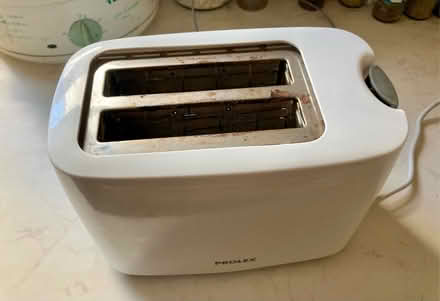 Photo of free toaster (Southend-on-sea SS1) #3
