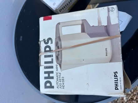 Photo of free Travel kettle and electric iron (Waverley Road. SE187TJ) #2