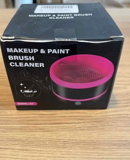 Photo of free Make up brush cleaner or paint brush new unopened (New Eltham SE9) #1