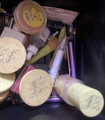 Photo of free Box of branded beauty goodies (Barnet) #3