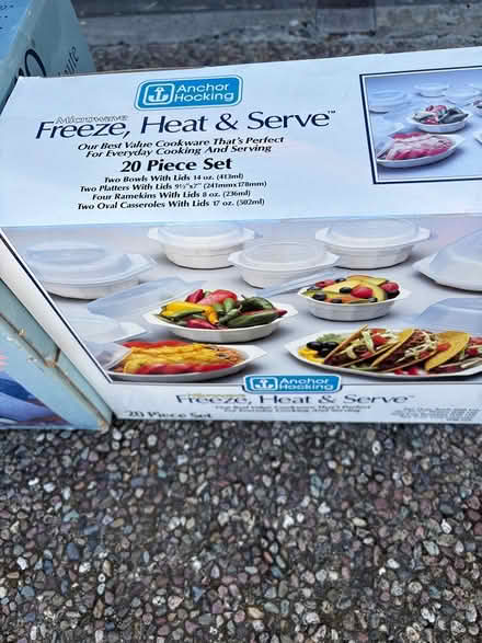 Photo of free Anchor Hocking serve and store set (San Rafael - Terra Linda) #1