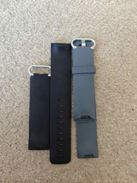 Photo of free Fitbit straps (BS4) #1