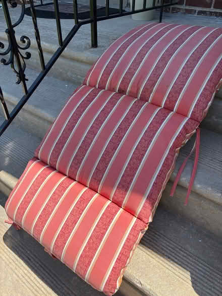 Photo of free Outdoor furniture (Drexel Hill) #3