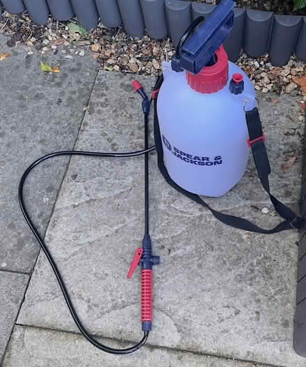 Photo of free Spear & Jackson 5-Litre Pump Action Garden Sprayer (Beaconsfield HP9) #1