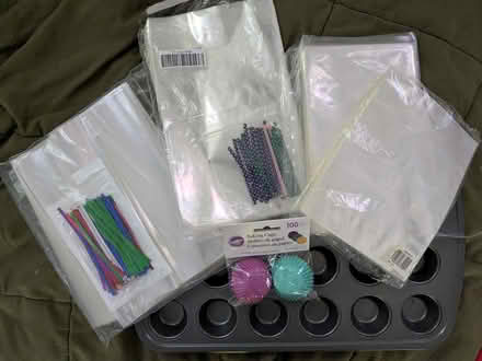 Photo of free Craft/Baking Supply Bundle (Snoqualmie) #1
