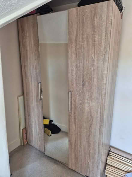 Photo of free 3 door wardobe (South Croydon CR2) #1