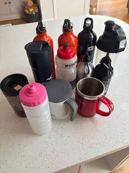 Photo of free Water bottles/travel mugs (Wandsworth Common) #1